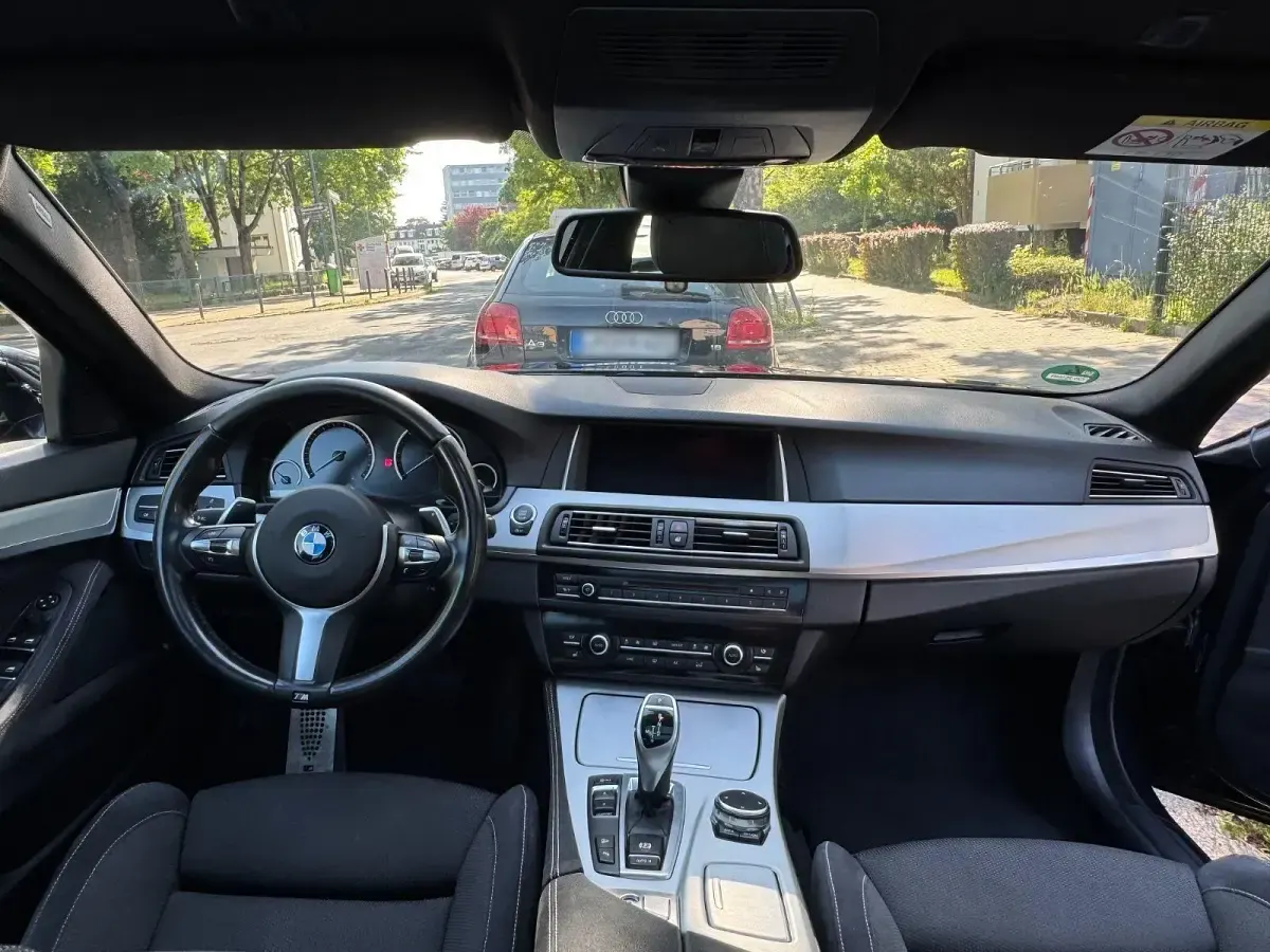 Gebraucht BMW 525 M Sport 218 PS (160 kW) 2015 Schwarz Kombi