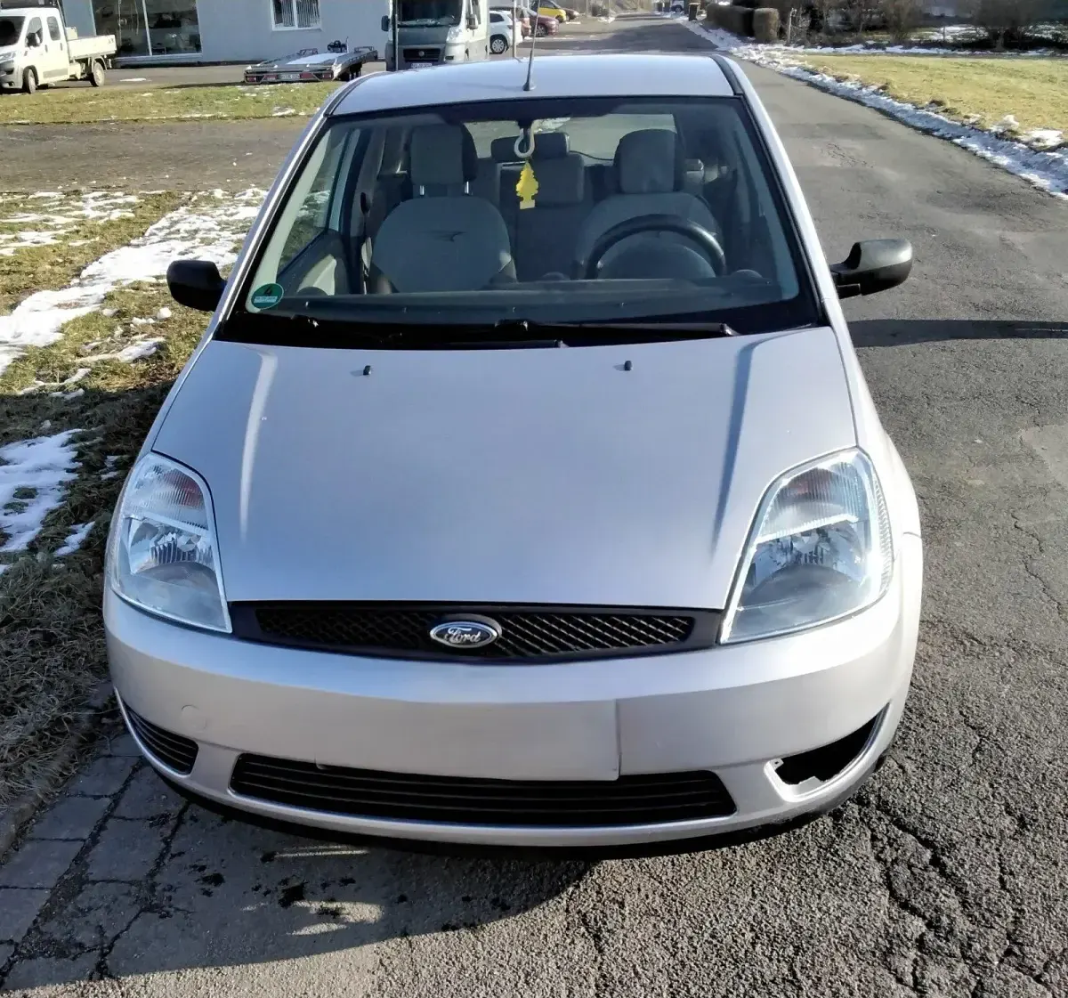 Gebraucht Ford Fiesta 80 PS (58 kW) 2003 Silber Kleinwagen