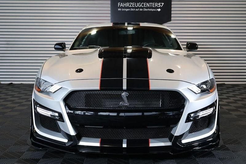 Gebraucht Ford Mustang GT 450 PS (330 kW) 2018 Silber Coupé