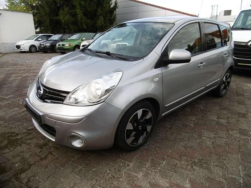 Silber Gebraucht 2012 Nissan Note I-Way Van / Kleinbus | 4.790 € (Fairer Preis) - Bild 1/4