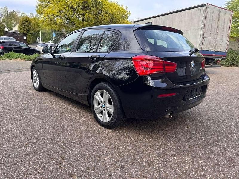 Gebraucht BMW 118 136 PS (100 kW) 2018 Schwarz ii Kleinwagen