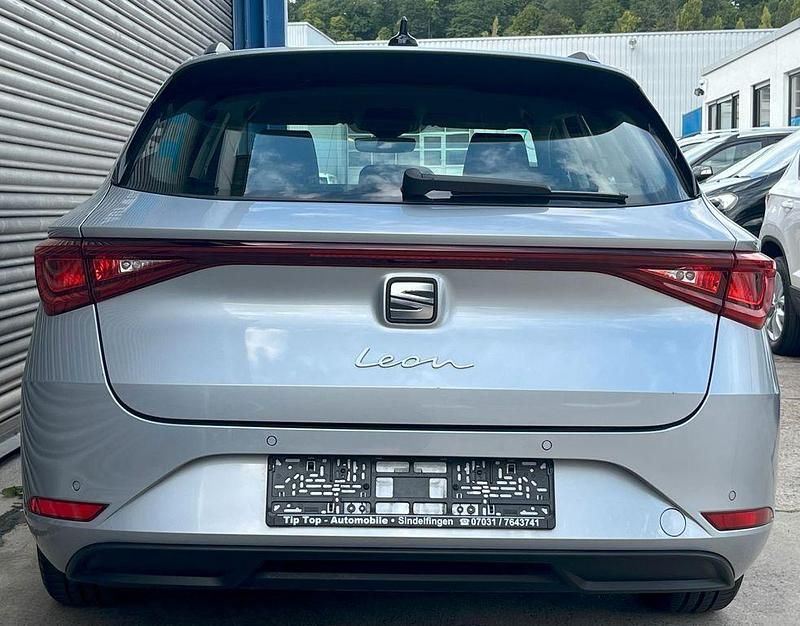 Gebraucht Seat Leon ST Reference 116 PS (85 kW) 2022 Florett(urban)silver Kombi