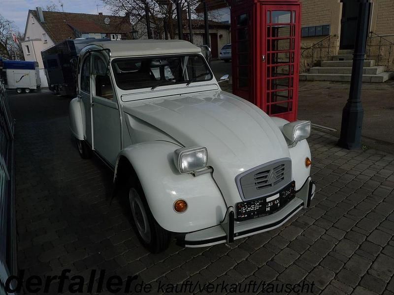 Weiß Gebraucht 1984 Citroën 2CV Limousine | 19.999 € - Bild 1/4
