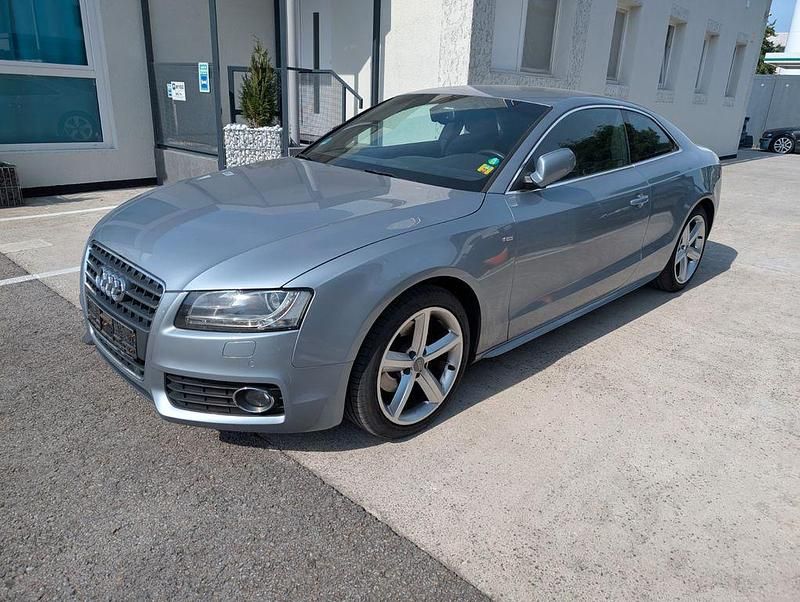 Monzasilber metallic Gebraucht 2010 Audi A5 S-Line Coupé | 10.900 € (Etwas zu teuer) - Bild 1/4