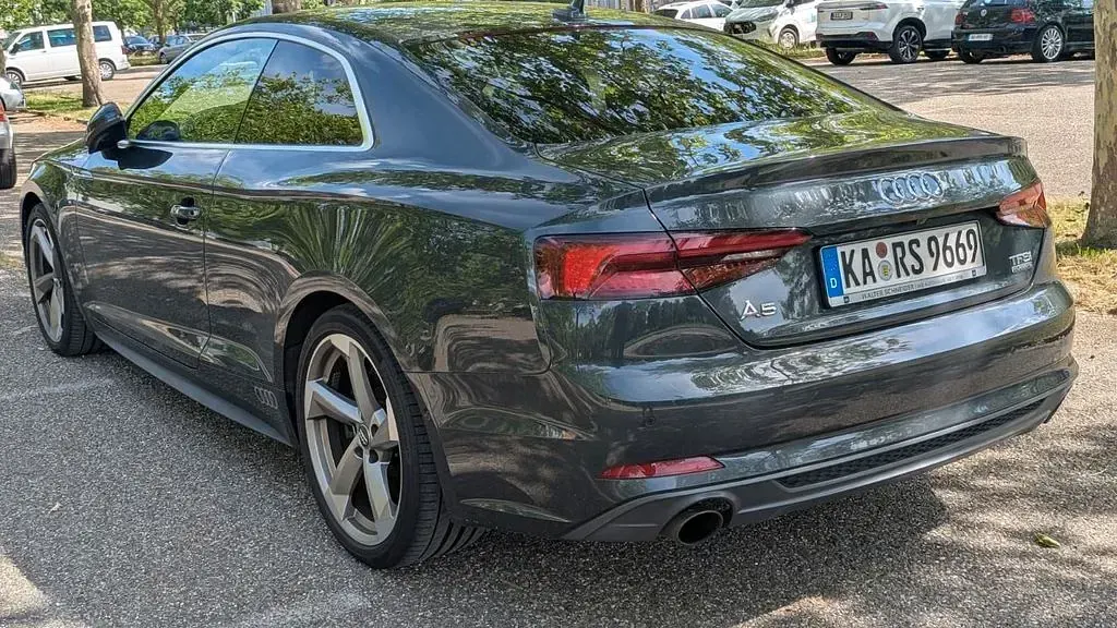 Gebraucht Audi A5 Sport 252 PS (185 kW) 2018 Grau Coupé