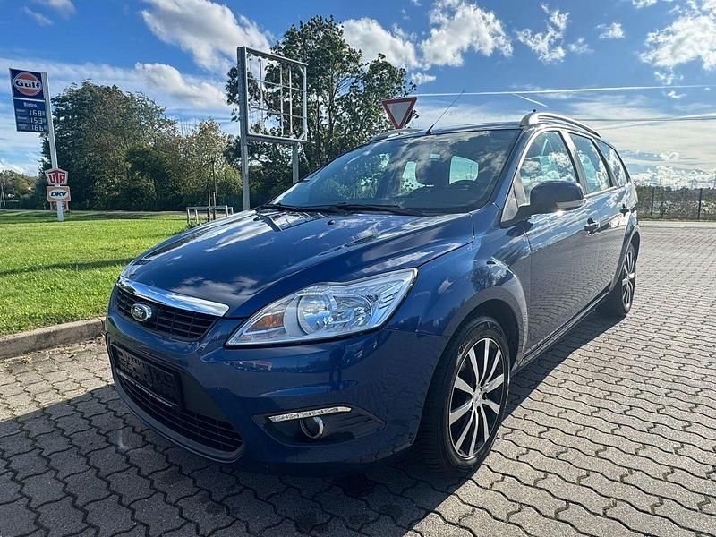 Blau Gebraucht 2010 Ford Focus Kombi | 3.499 € (Fairer Preis) - Bild 1/4