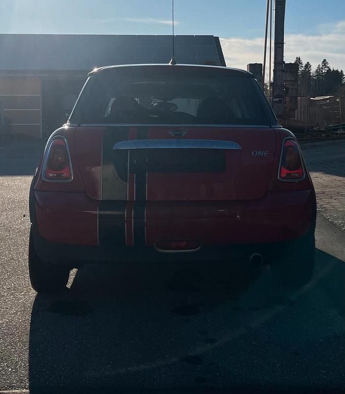 Gebraucht Mini ONE 95 PS (69 kW) 2007 Rot Kleinwagen