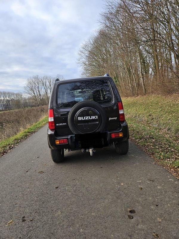 Gebraucht Suzuki Jimny Style 84 PS (61 kW) 2018 Braun SUV