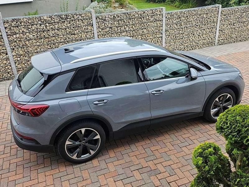 Gebraucht Audi Q4 e-tron 150 kW (204 PS) 2023 Grau SUV