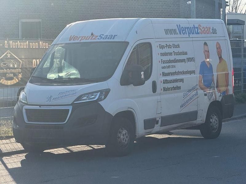 Gebraucht Peugeot Boxer Avantage 131 PS (96 kW) 2014 Weiß Van