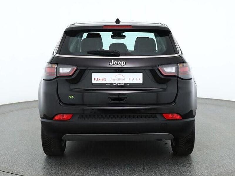 Second-hand Jeep Compass 131 CP (96 kW) 2024 Negru SUV