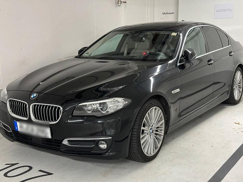 Schwarz Gebraucht 2015 BMW 530 Comfort Edition Limousine | 15.500 € (Fairer Preis) - Bild 1/4