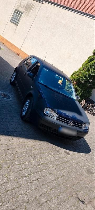 Gebraucht VW Golf IV 103 PS (75 kW) 2003 Kleinwagen