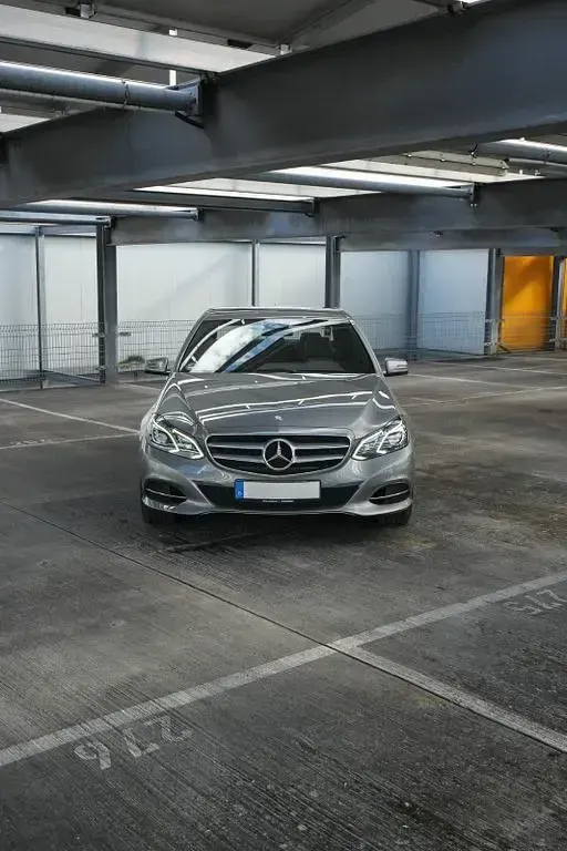 Gebraucht Mercedes E220 Edition 170 PS (125 kW) 2013 Silber Limousine