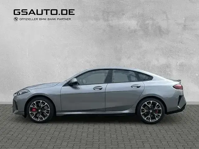 Gebraucht BMW 220 M Sport 170 PS (125 kW) 2025 Grau Coupé