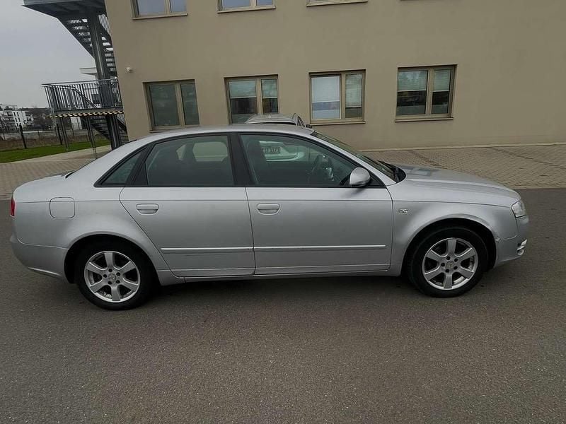 Gebraucht Audi A4 102 PS (75 kW) 2006 Limousine