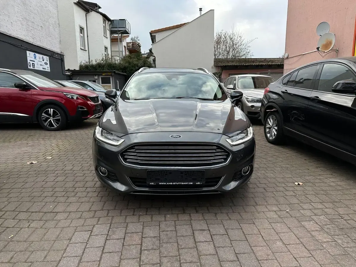 Gebraucht Ford Mondeo Titanium 150 PS (110 kW) 2017 Grau Kombi