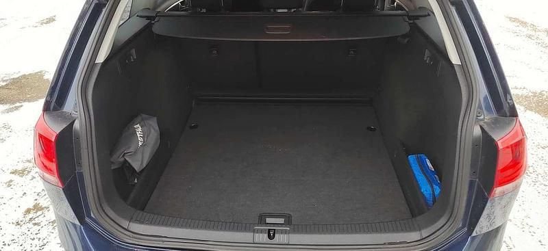 Gebraucht VW Golf VII 110 PS (80 kW) 2016 Blau Kombi