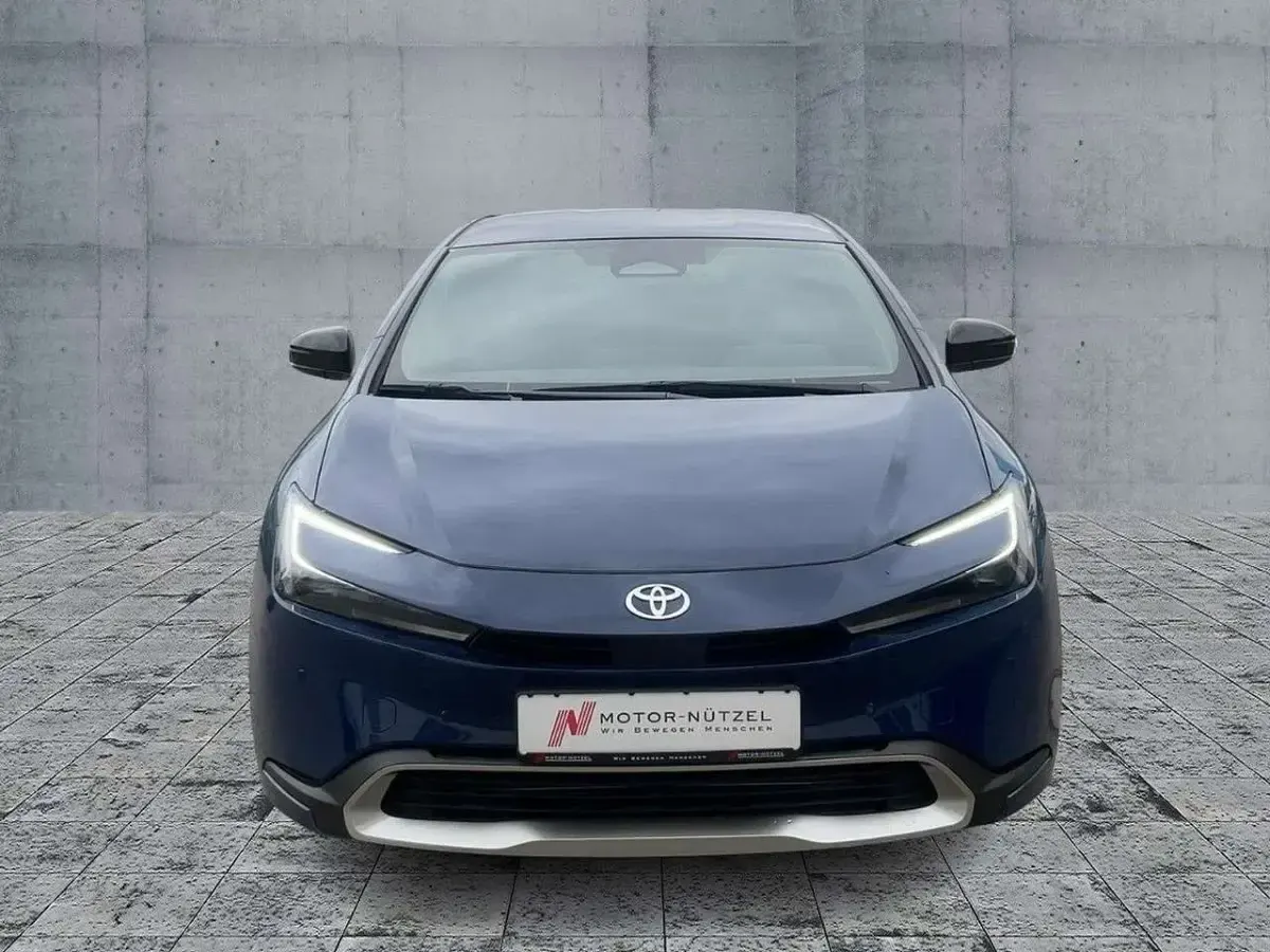 Neu Toyota Prius 223 PS (164 kW) 2025 Dark blue/ solid blue Kleinwagen