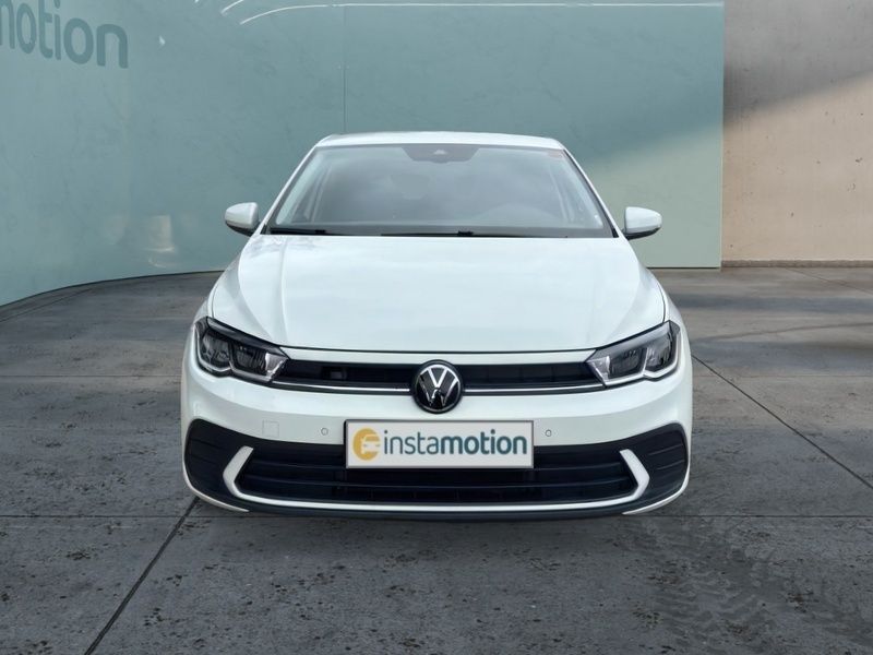 Weiß Gebraucht 2024 VW Polo Move Limousine | 21.699 € (Fairer Preis) - Bild 1/4