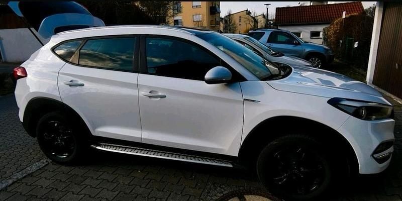 Gebraucht Hyundai Tucson Advantage 177 PS (130 kW) 2017 Weiß SUV