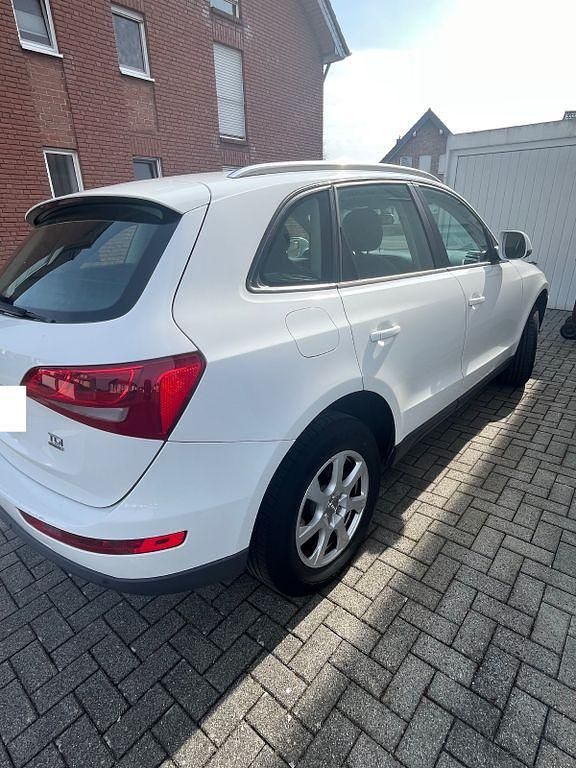 Gebraucht Audi Q5 143 PS (105 kW) 2010 Weiß SUV