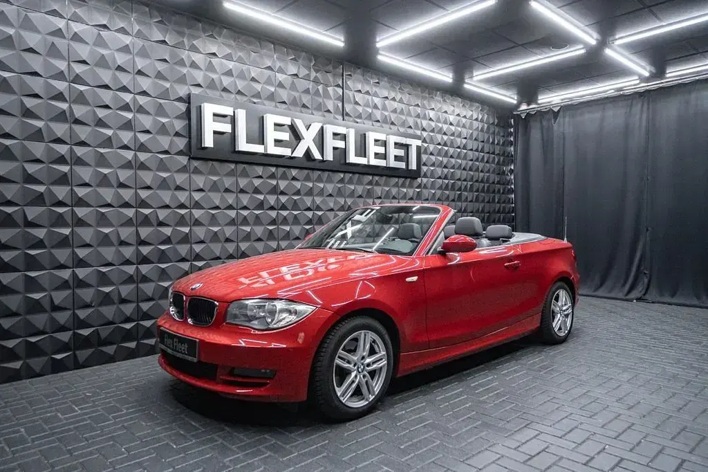 Gebraucht BMW 118 Cabriolet Advantage 143 PS (105 kW) 2009 Karmesinrot Cabrio