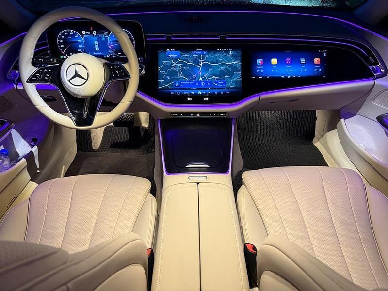 Gebraucht Mercedes E220 Advanced 197 PS (144 kW) 2025 Grau Limousine