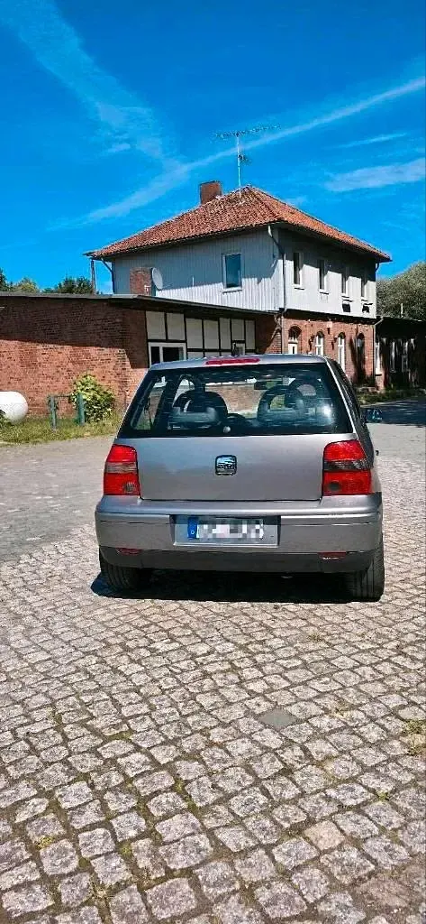 Gebraucht Seat Arosa 60 PS (44 kW) 2003 Grau Kleinwagen