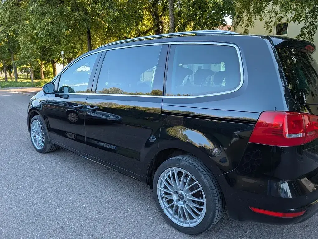Gebraucht VW Sharan Highline 177 PS (130 kW) 2015 Schwarz Van / Kleinbus