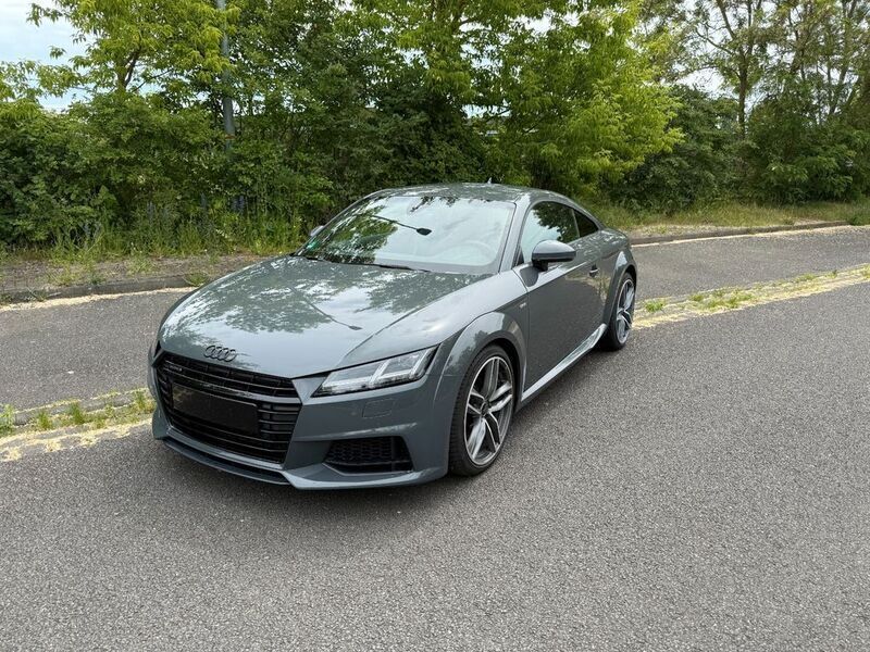 Grau Gebraucht 2016 Audi TT Sport Coupé | 20.999 € (Guter Preis) - Bild 1/4