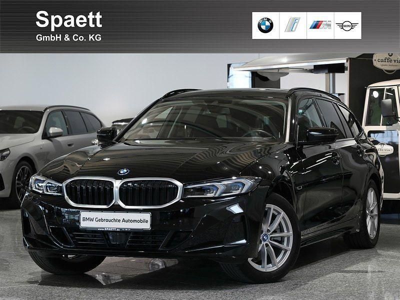 Schwarz ii Gebraucht 2023 BMW 320e Kombi | 33.500 € (Etwas zu teuer) - Bild 1/4
