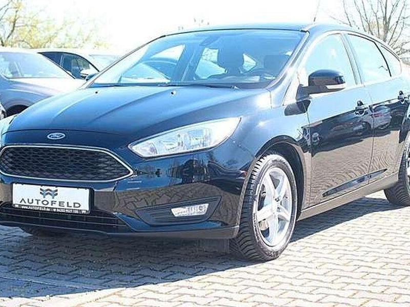 Schwarz Gebraucht 2016 Ford Focus Limousine | 8.950 € (Guter Preis) - Bild 1/4