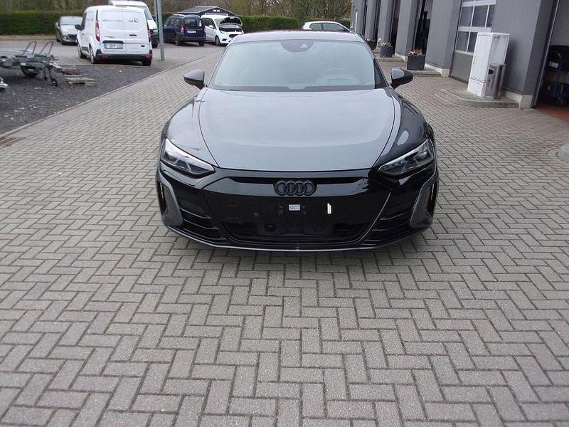 Gebraucht Audi e-tron GT quattro Basis 439 kW (598 PS) 2022 Grau Limousine