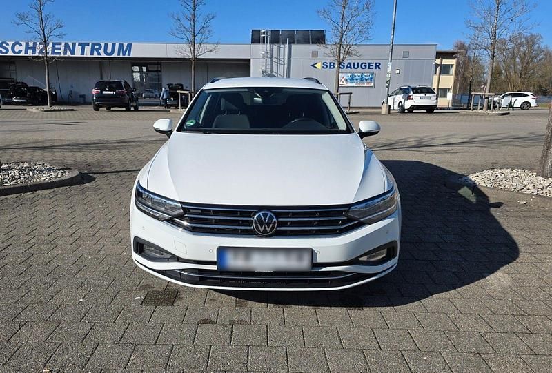 Gebraucht VW Passat 200 PS (147 kW) 2021 Weiß Kombi