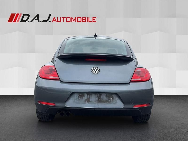 Gebraucht VW Beetle Design 140 PS (102 kW) 2013 Grau Kleinwagen