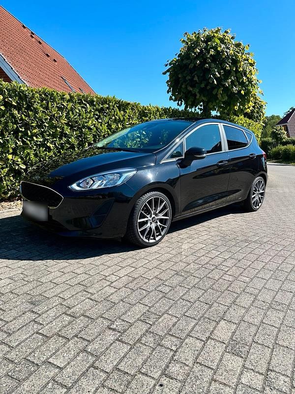 Gebraucht Ford Fiesta 100 PS (73 kW) 2020 Schwarz Kleinwagen