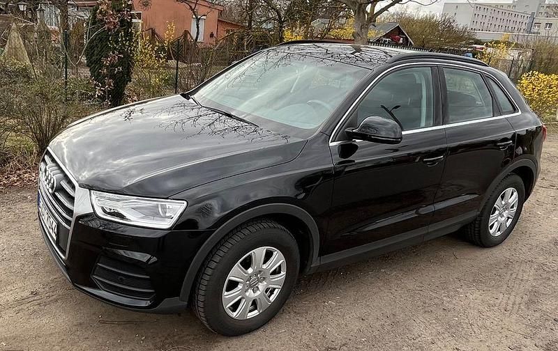 Gebraucht Audi Q3 Comfort 150 PS (110 kW) 2017 Schwarz SUV
