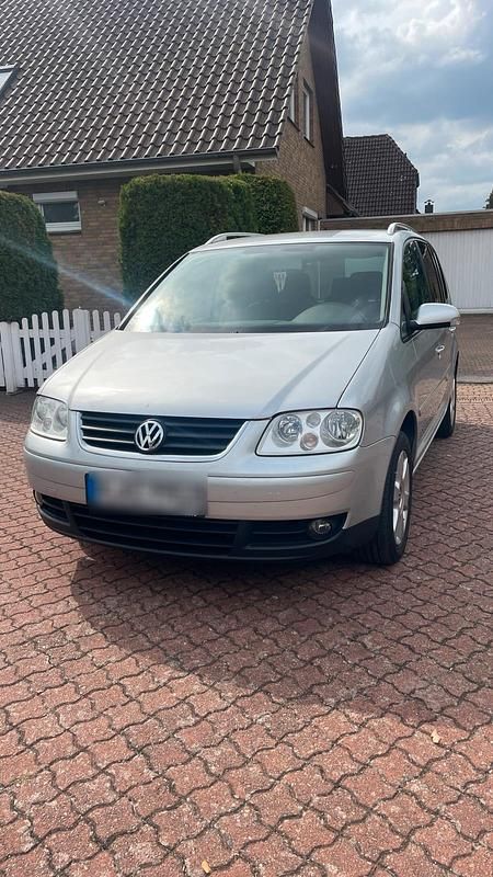 Silber Gebraucht 2005 VW Touran Van / Kleinbus | 2.200 € (Fairer Preis) - Bild 1/4