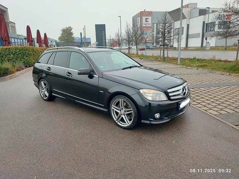 Schwarz Gebraucht 2010 Mercedes C350 Avantgarde Kombi | 6.000 € (Superpreis) - Bild 1/4