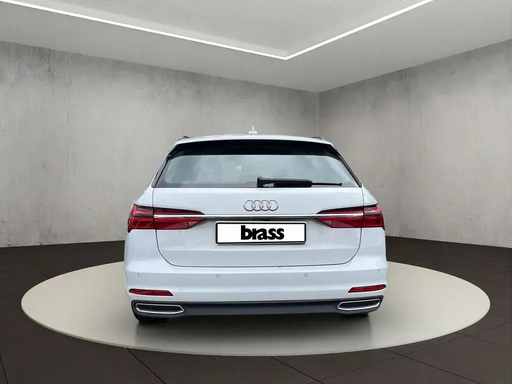 Gebraucht Audi A6 Ambiente 204 PS (150 kW) 2020 2y gletscherweiß metallic Kombi