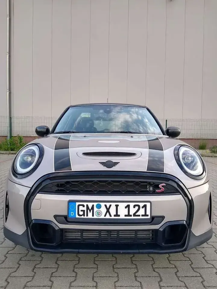 Gebraucht Mini Cooper S 178 PS (130 kW) 2023 Grau Kleinwagen