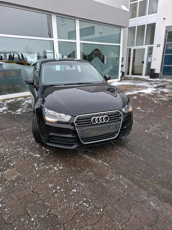 Gebraucht Audi A1 Ambition 88 PS (64 kW) 2011 Schwarz Kleinwagen