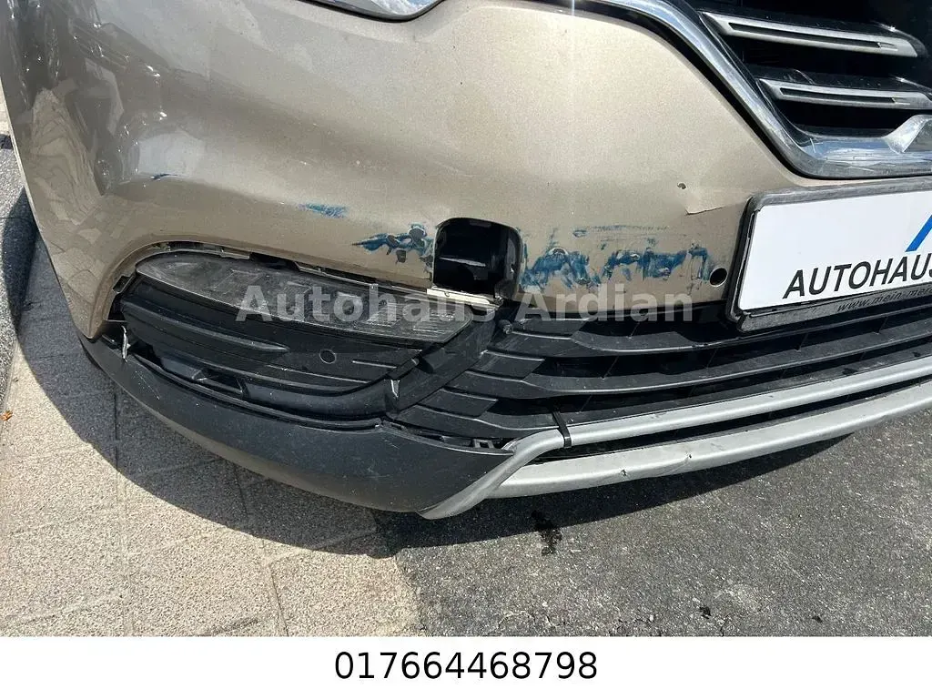 Gebraucht Renault Espace Initiale Paris 160 PS (117 kW) 2016 Braun Van / Kleinbus