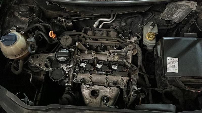 Gebraucht VW Polo Comfortline 64 PS (47 kW) 2003 Schwarz Kleinwagen