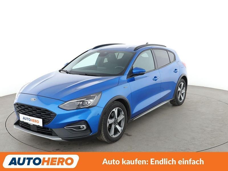 Blau Gebraucht 2020 Ford Focus Active X Limousine | 17.720 € (Fairer Preis) - Bild 1/3