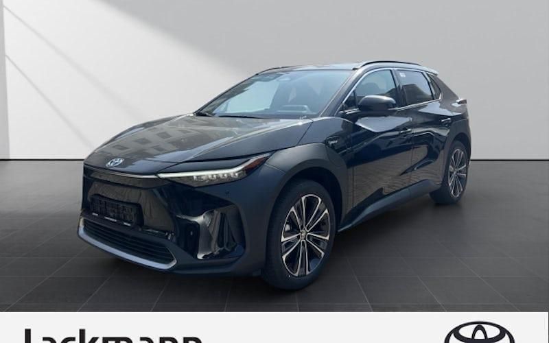 Schwarz Neu 2025 Toyota bZ4X Lounge SUV | 36.980 € (Superpreis) - Bild 1/4