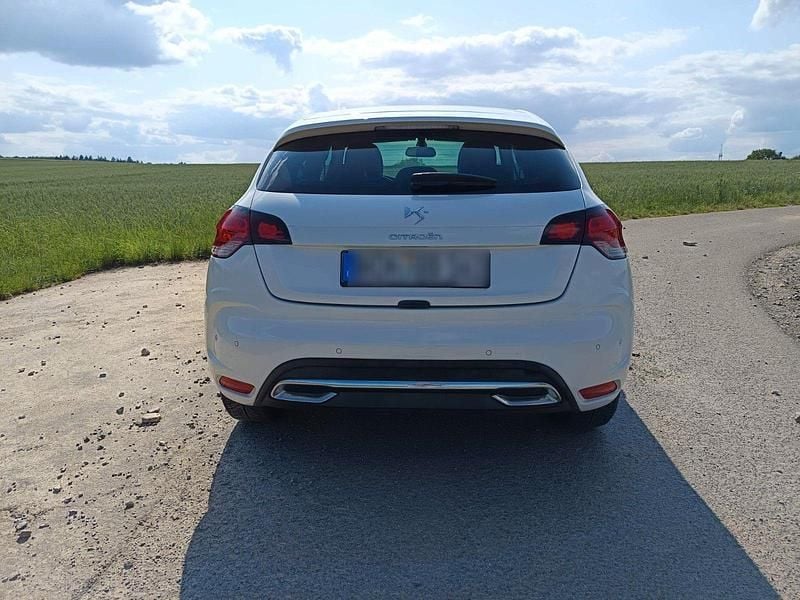 Gebraucht Citroën DS4 Sport Chic 200 PS (147 kW) 2012 Schwarz Kleinwagen