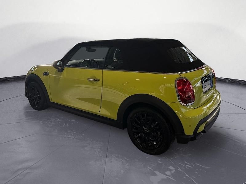 Gebraucht Mini Cooper Cabriolet Classic 136 PS (100 kW) 2021 Gelb Cabrio