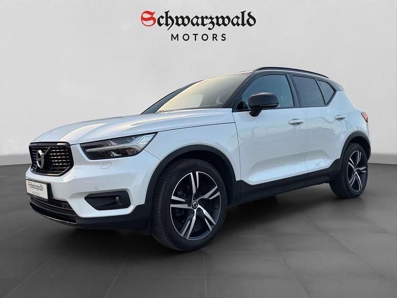 Crystal white Gebraucht 2020 Volvo XC40 R-Design SUV | 28.190 € (Fairer Preis) - Bild 1/4